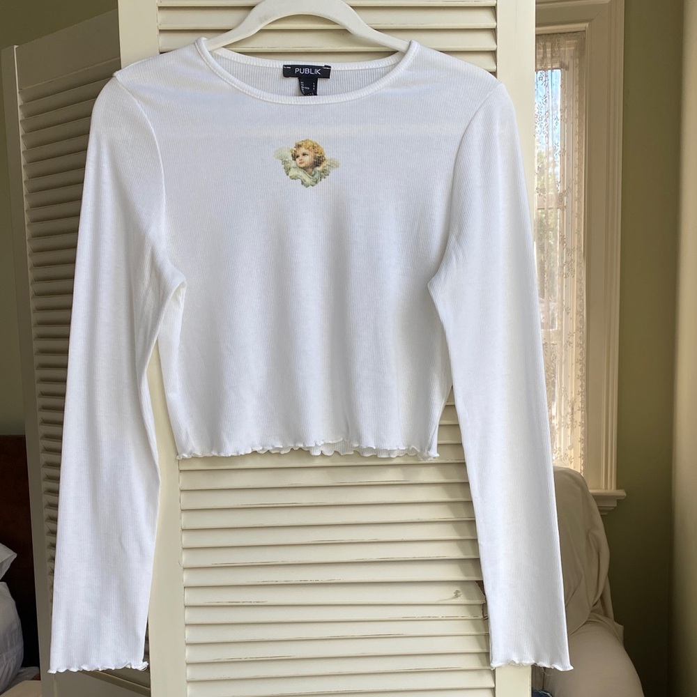 Publix White ribbed Long Sleeve Top with angle print